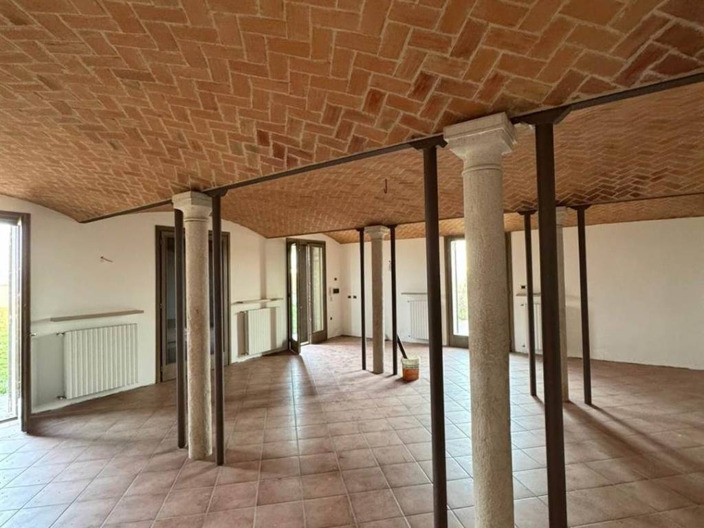 appartamento in vendita a Borgo Virgilio in zona Virgilio