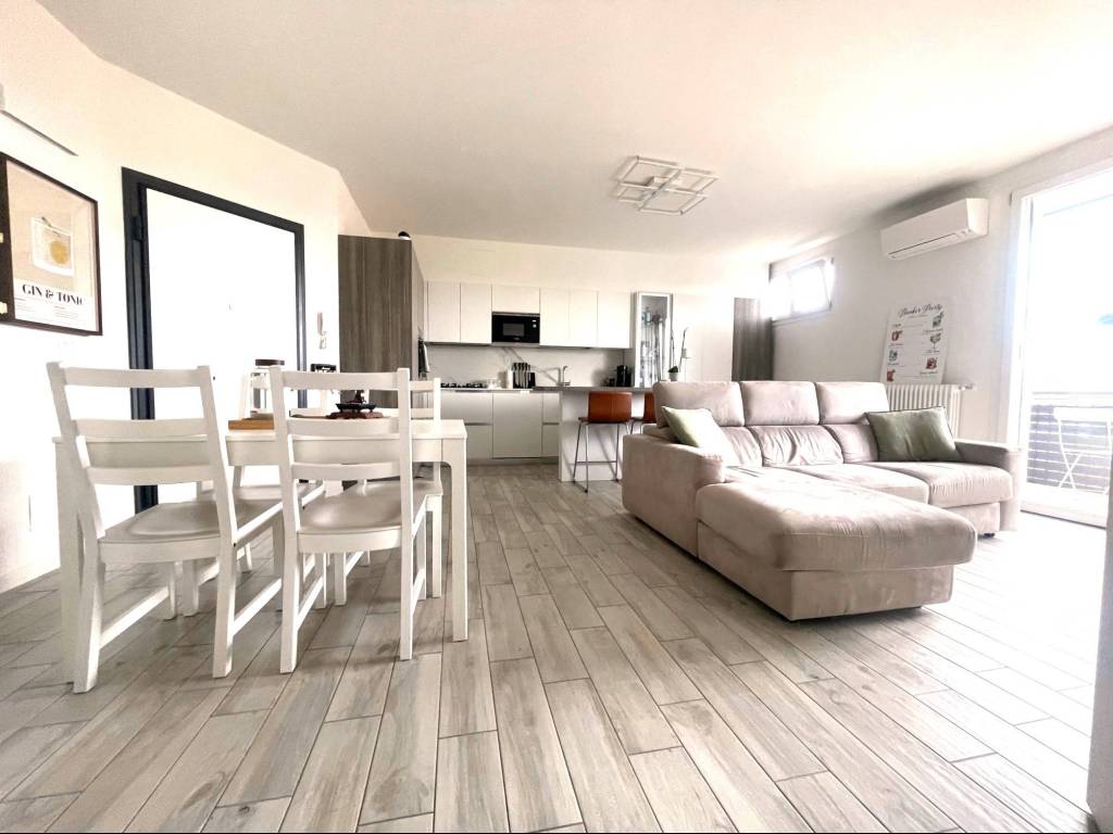 appartamento in vendita a Borgo Virgilio in zona Virgilio