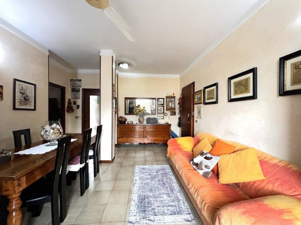 appartamento in vendita a Borgo Virgilio in zona Virgilio
