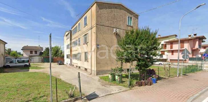appartamento in vendita a Borgo Virgilio in zona Virgilio