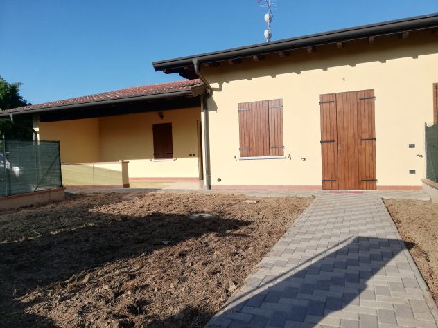 casa indipendente in vendita a Borgo Virgilio in zona Virgilio