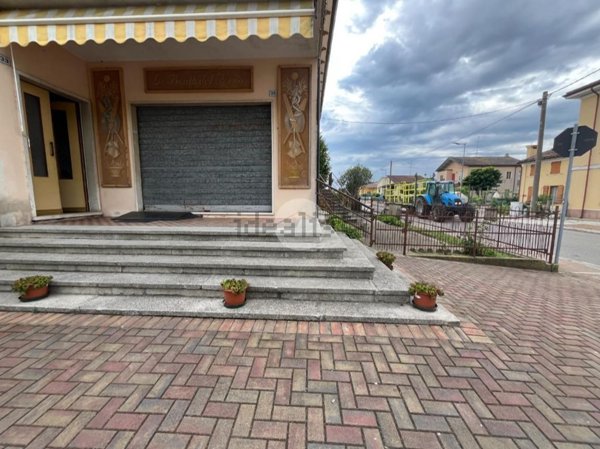 appartamento in vendita a Borgo Virgilio in zona Virgilio