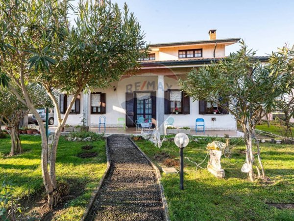 casa indipendente in vendita a Borgo Virgilio in zona Virgilio