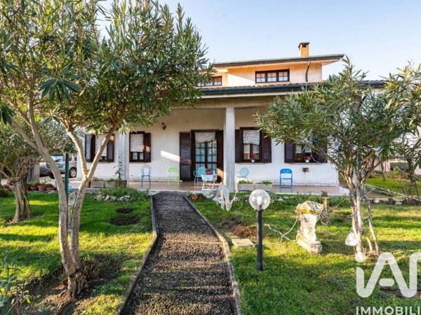 casa indipendente in vendita a Borgo Virgilio in zona Scorzarolo