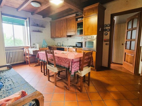 casa indipendente in vendita a Borgo Virgilio in zona Virgilio