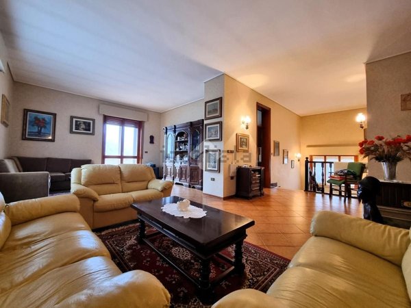 casa indipendente in vendita a Borgo Virgilio in zona Virgilio