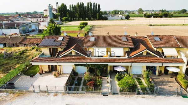 casa indipendente in vendita a Borgo Virgilio in zona Virgilio