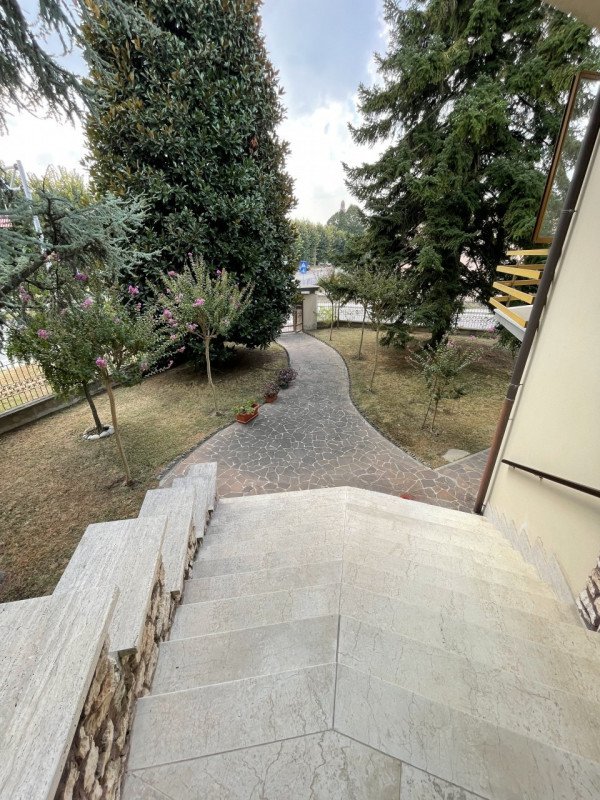 casa indipendente in vendita a Borgo Virgilio in zona Virgilio