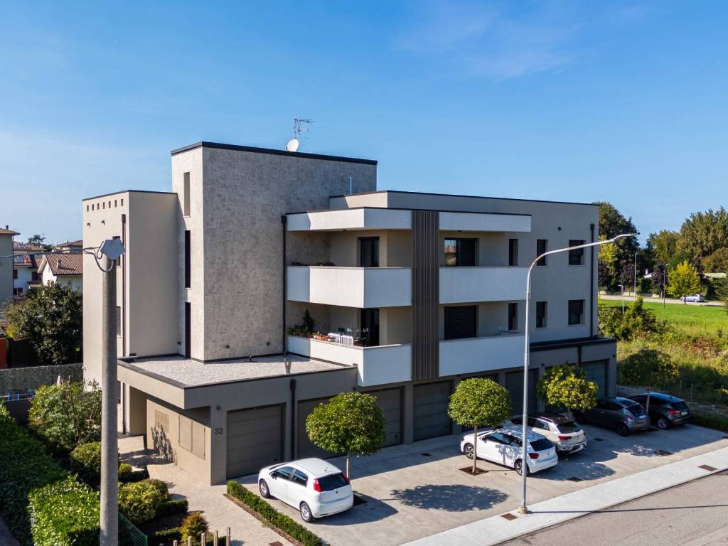 appartamento in vendita a Borgo Virgilio in zona Virgilio