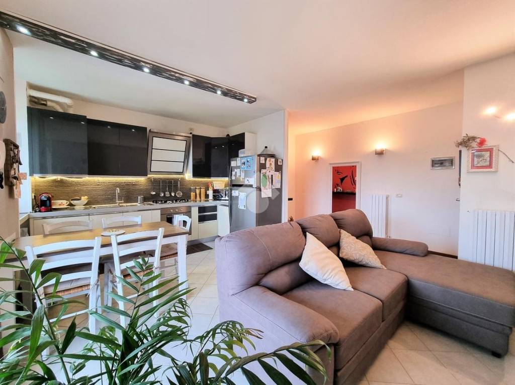 appartamento in vendita a Borgo Virgilio in zona Virgilio