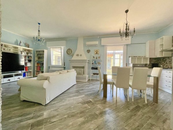 casa indipendente in vendita a Borgo Virgilio in zona Virgilio