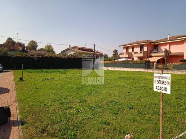 terreno edificabile in vendita a Borgo Virgilio in zona Virgilio