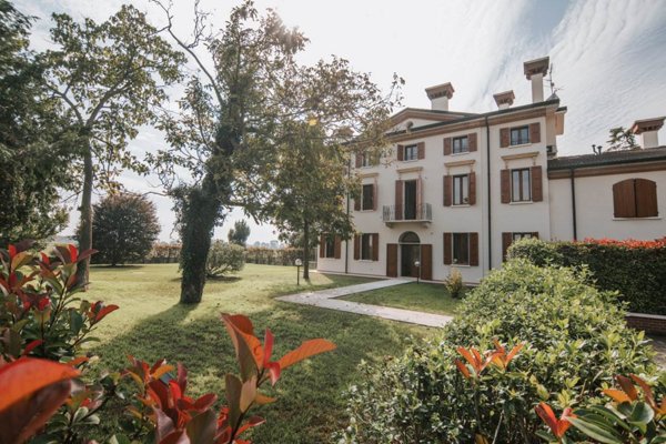 appartamento in vendita a Borgo Virgilio in zona Virgilio