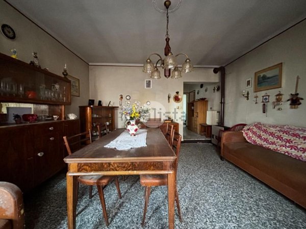 casa semindipendente in vendita a Borgo Virgilio in zona Virgilio