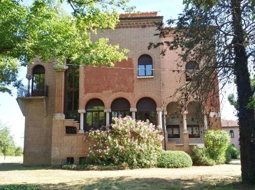 casa indipendente in vendita a Borgo Virgilio in zona Virgilio