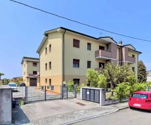 appartamento in vendita a Borgo Virgilio in zona Virgilio