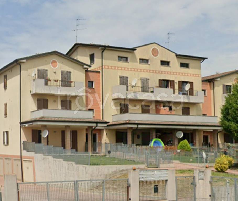 appartamento in vendita a Borgo Virgilio in zona Virgilio