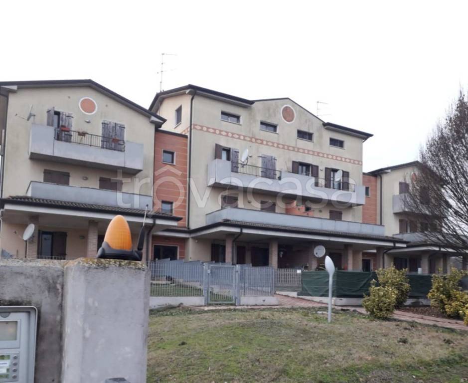 appartamento in vendita a Borgo Virgilio in zona Virgilio