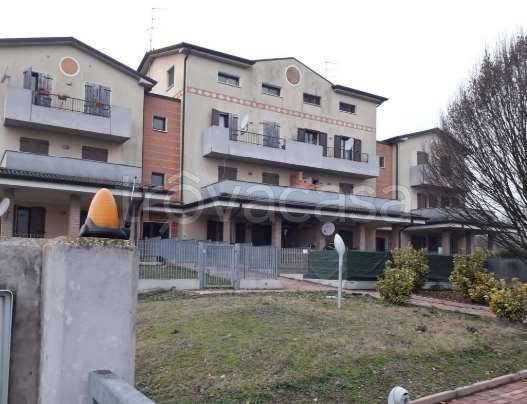 appartamento in vendita a Borgo Virgilio in zona Borgoforte