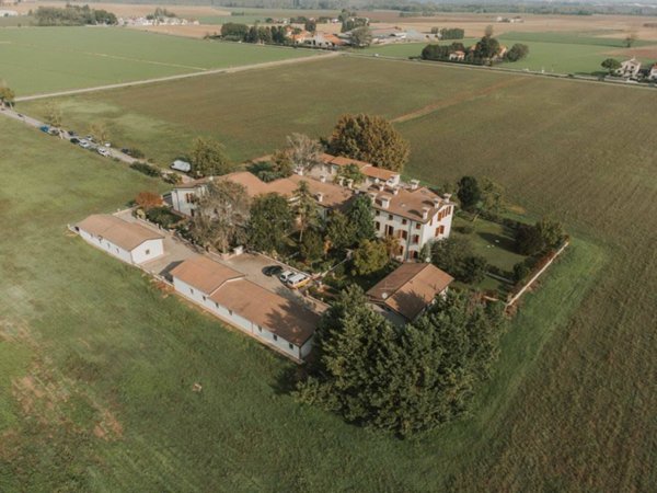 appartamento in vendita a Borgo Virgilio in zona Virgilio