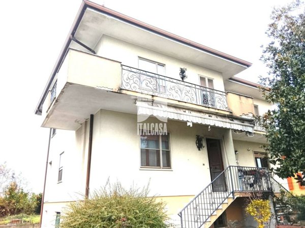 casa indipendente in vendita a Borgo Virgilio in zona Virgilio