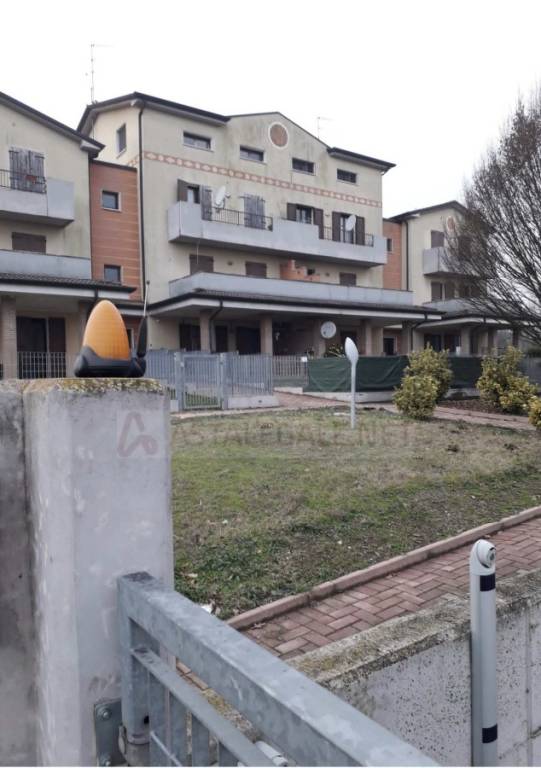 appartamento in vendita a Borgo Virgilio in zona Virgilio