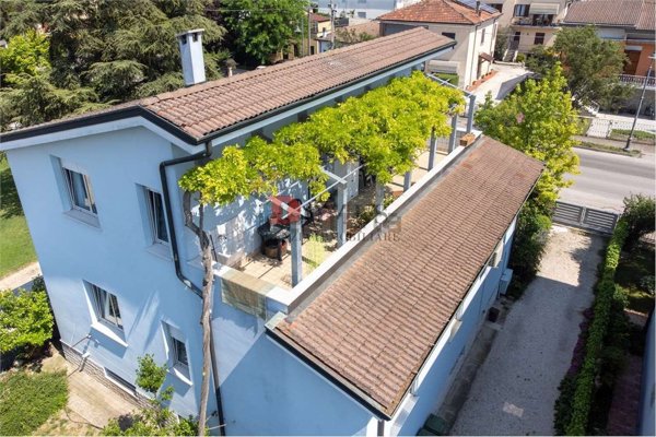 casa indipendente in vendita a Borgo Virgilio in zona Virgilio