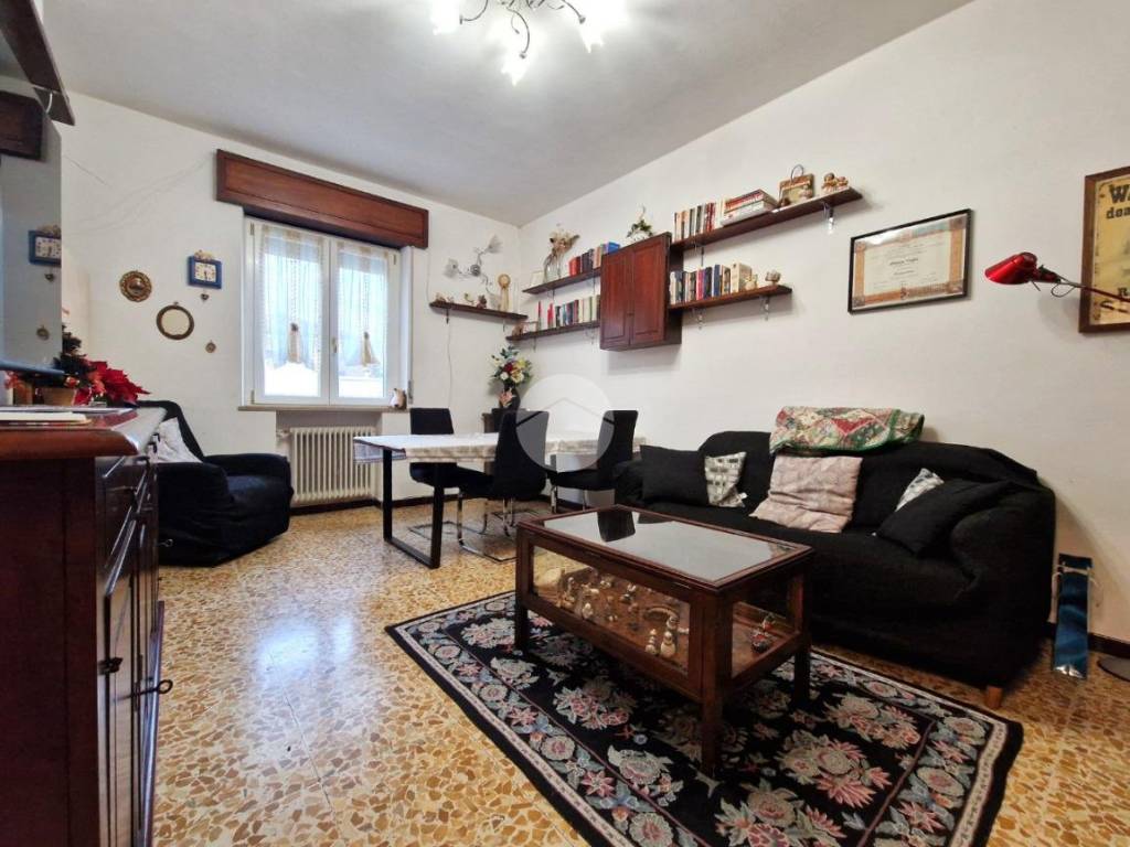 appartamento in vendita a Borgo Virgilio in zona Virgilio