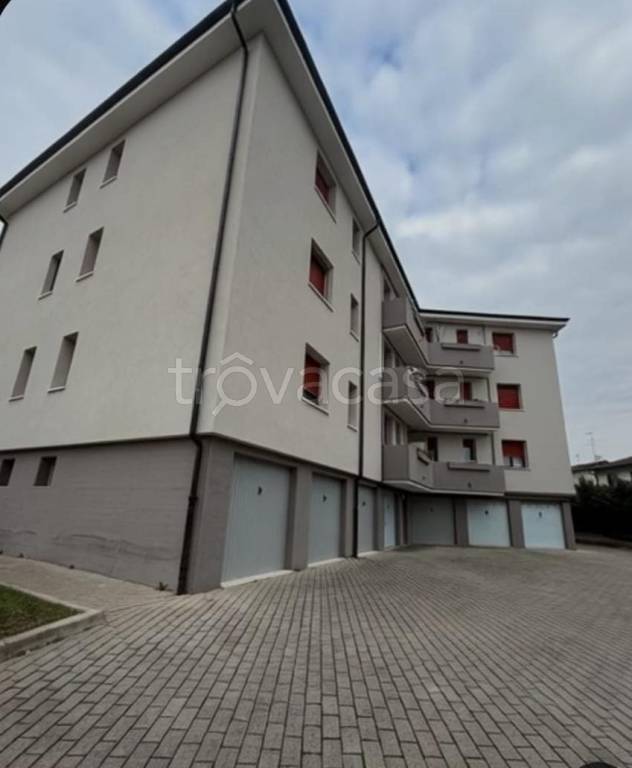 appartamento in vendita a Borgo Virgilio in zona Virgilio