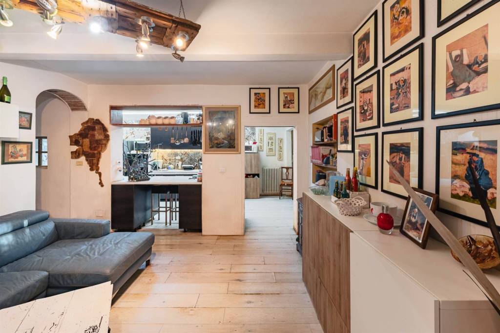 casa indipendente in vendita a Borgo Virgilio in zona Virgilio