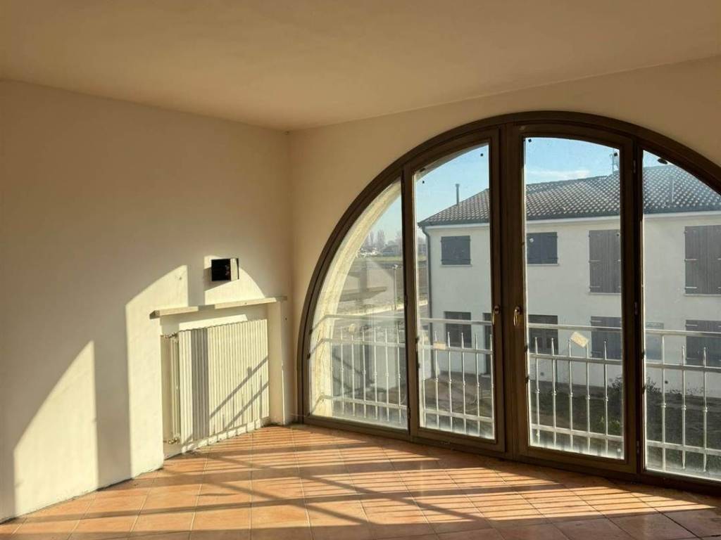 appartamento in vendita a Borgo Virgilio in zona Virgilio