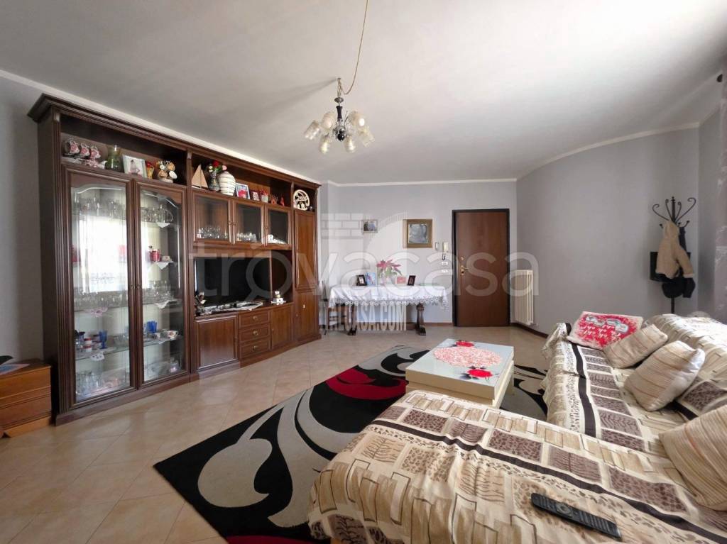 appartamento in vendita a Borgo Virgilio in zona Virgilio