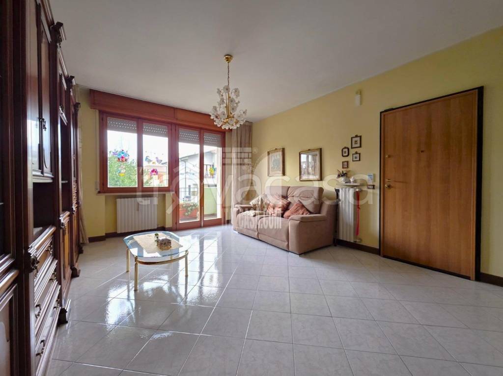 appartamento in vendita a Borgo Virgilio in zona Virgilio