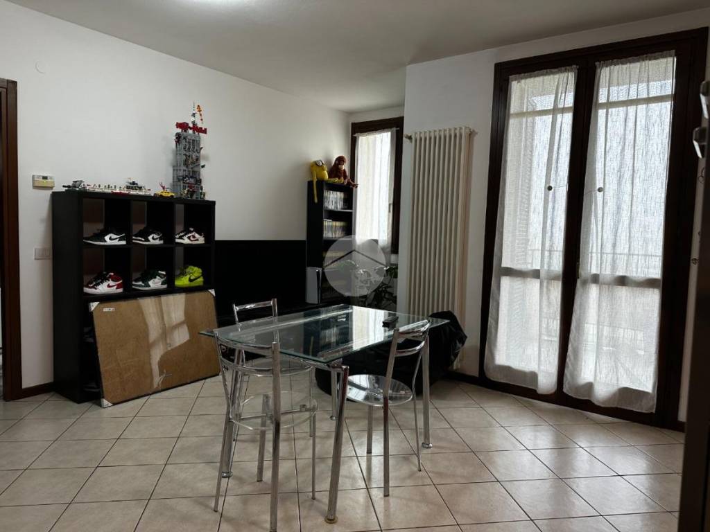 appartamento in vendita a Borgo Virgilio in zona Virgilio