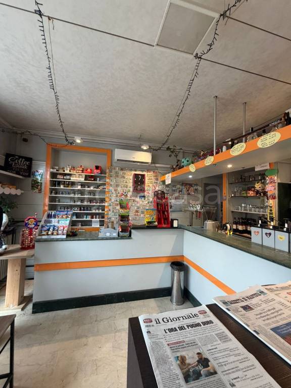 negozio in vendita a Borgo Virgilio in zona Virgilio