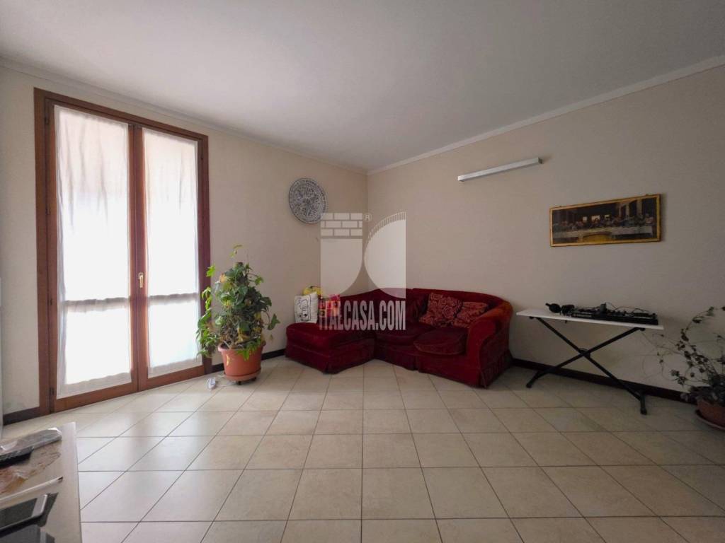 appartamento in vendita a Borgo Virgilio in zona Virgilio