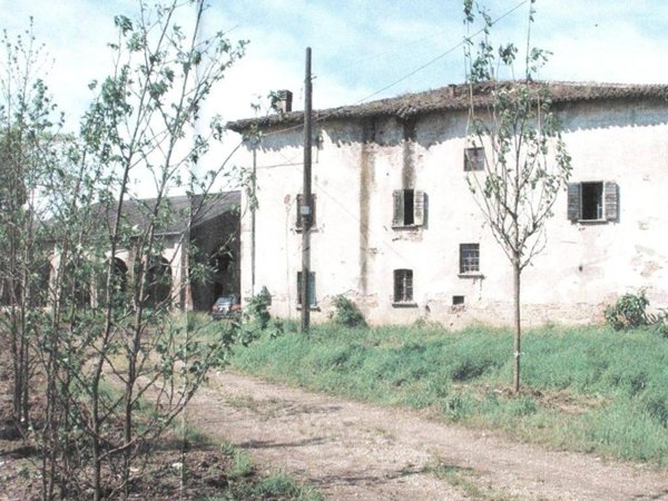 casa indipendente in vendita a Borgo Virgilio in zona Virgilio
