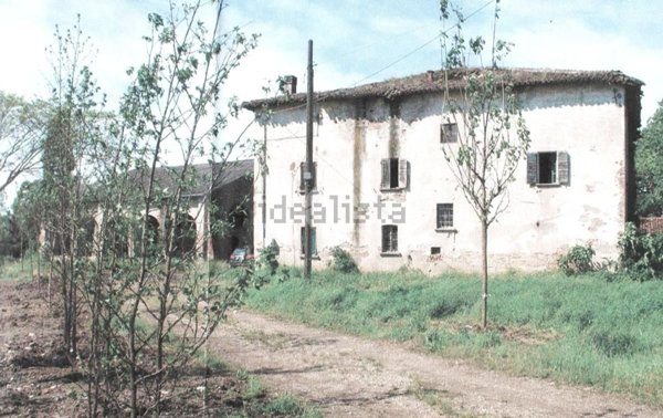 appartamento in vendita a Borgo Virgilio in zona Virgilio