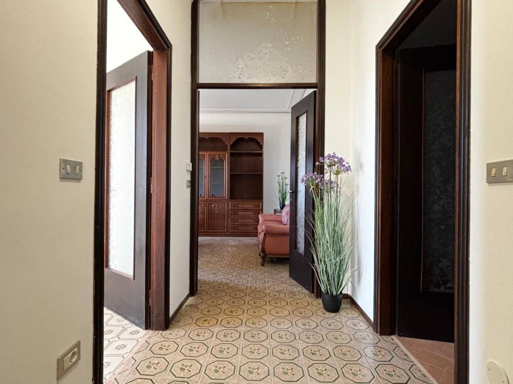 appartamento in vendita a Borgo Virgilio in zona Virgilio