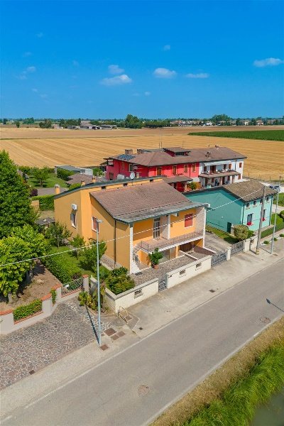 casa indipendente in vendita a Borgo Virgilio in zona Virgilio