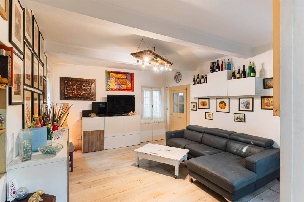 casa indipendente in vendita a Borgo Virgilio in zona Virgilio