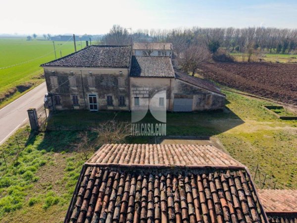 casa indipendente in vendita a Borgo Virgilio in zona Virgilio