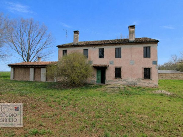 casa indipendente in vendita a Borgo Virgilio in zona Virgilio