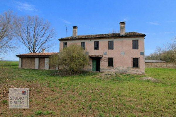 casa indipendente in vendita a Borgo Virgilio in zona Virgilio
