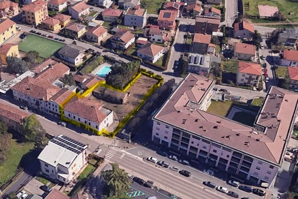 casa indipendente in vendita a Borgo Virgilio in zona Virgilio