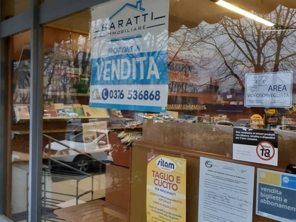 negozio in vendita a Borgo Virgilio in zona Virgilio