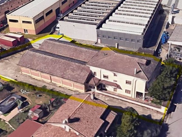 ufficio in vendita a Borgo Virgilio in zona Virgilio