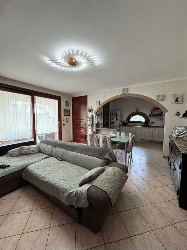 casa indipendente in vendita a Borgo Virgilio in zona Virgilio