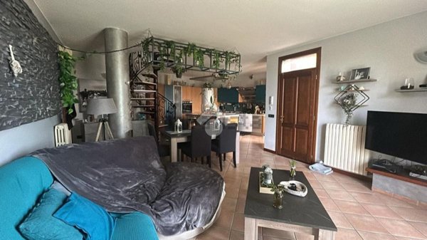 appartamento in vendita a Borgo Virgilio in zona Virgilio