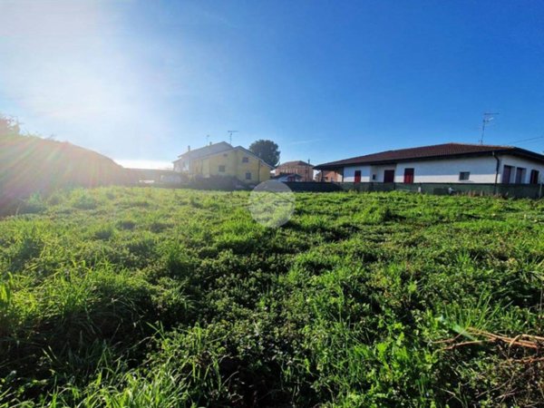 terreno agricolo in vendita a Borgo Virgilio in zona Virgilio